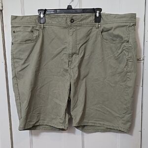 RED ALE MENS KHAKI GREEN SHORTS SIZE 44 WAIST